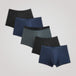 TENA Men 5er-Pack schützende Boxershorts in verschiedenen dunklen Tönen.